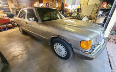 Mercedes-benz-300-300se-1989-custom-18
