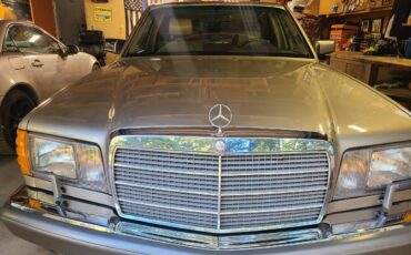 Mercedes-benz-300-300se-1989-custom-6