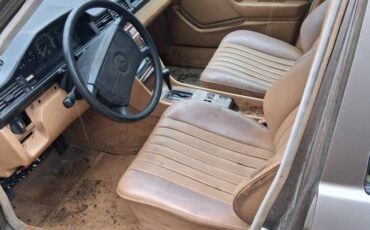 Mercedes-benz-300-300tdt-diesel-1987-brown