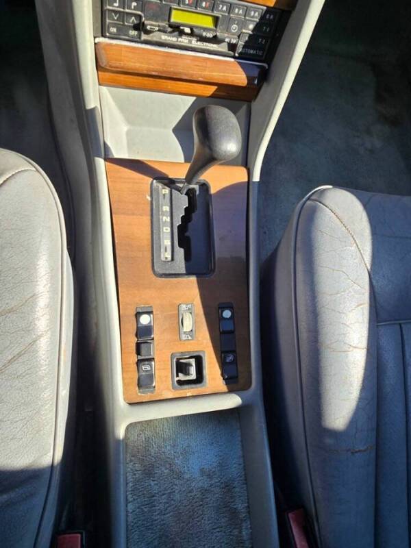 Mercedes-benz-300-class-sd-diesel-1982-grey-22