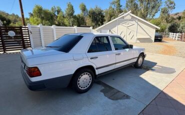 Mercedes-benz-300-d-turbo-diesel-1987-white