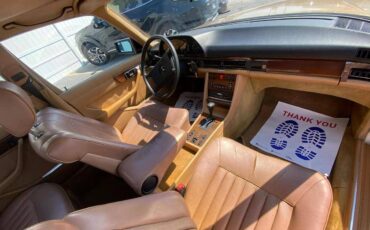 Mercedes-benz-300-diesel-1984-11
