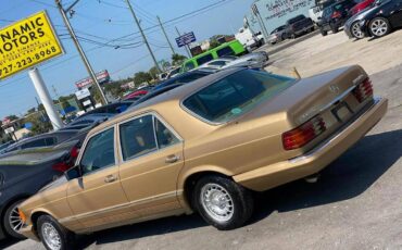 Mercedes-benz-300-diesel-1984-15