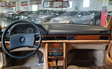 Mercedes-benz-300-sd-diesel-1981-14
