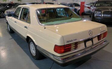 Mercedes-benz-300-sd-diesel-1981-2