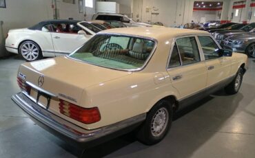 Mercedes-benz-300-sd-diesel-1981-4