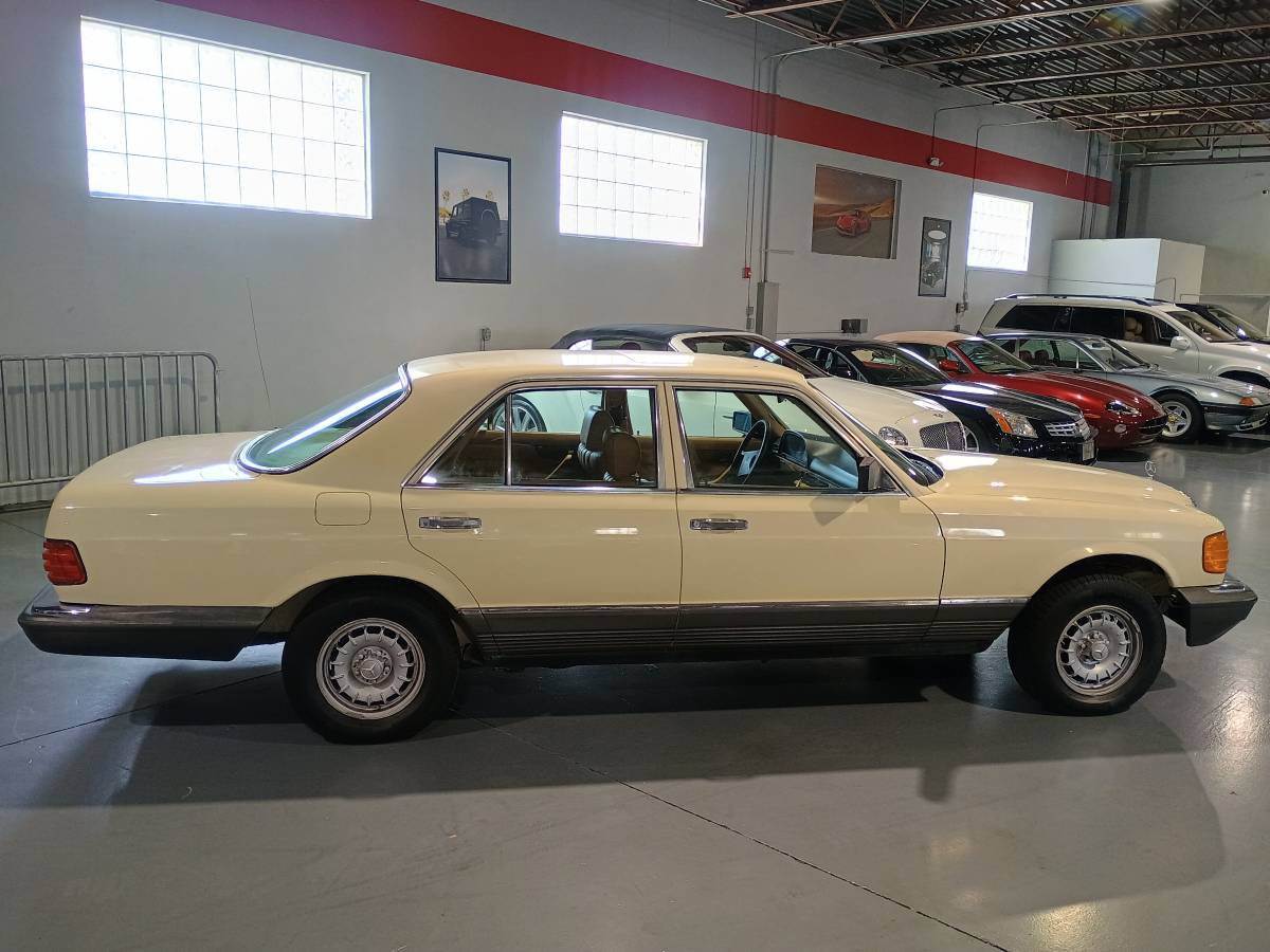 Mercedes-benz-300-sd-diesel-1981-7