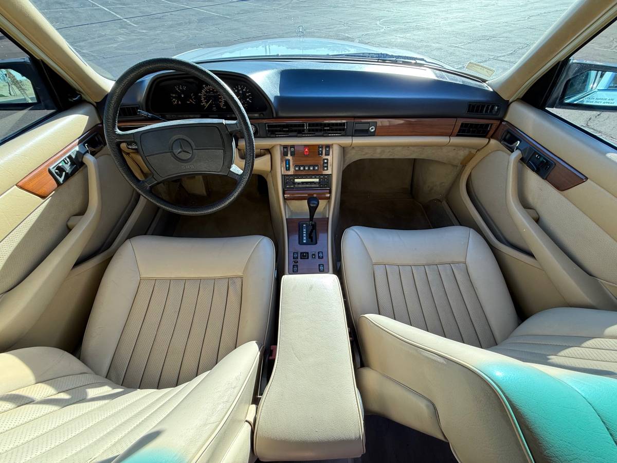Mercedes-benz-300-sdl-diesel-1986-13