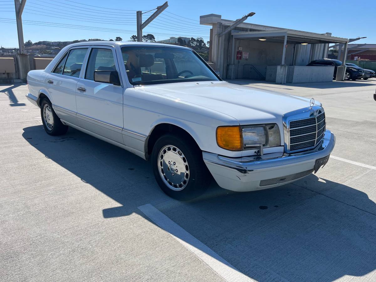 Mercedes-benz-300-se-1990-22