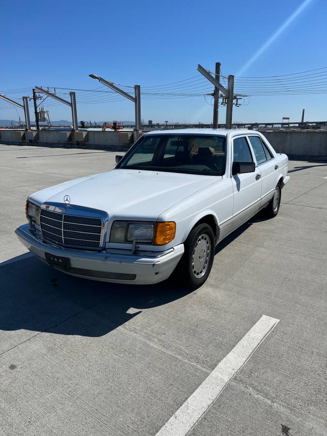 Mercedes-benz-300-se-1990