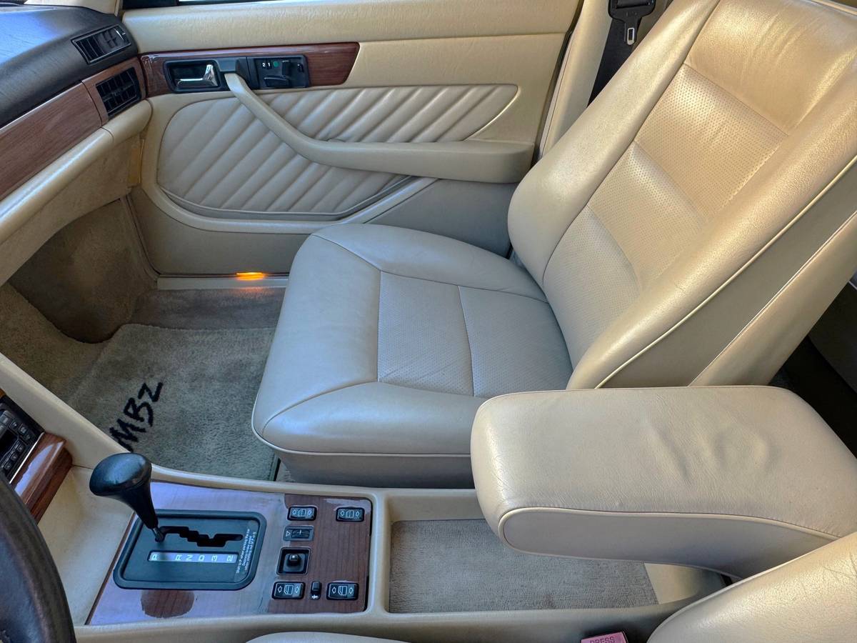 Mercedes-benz-300-sel-1990-blue-2