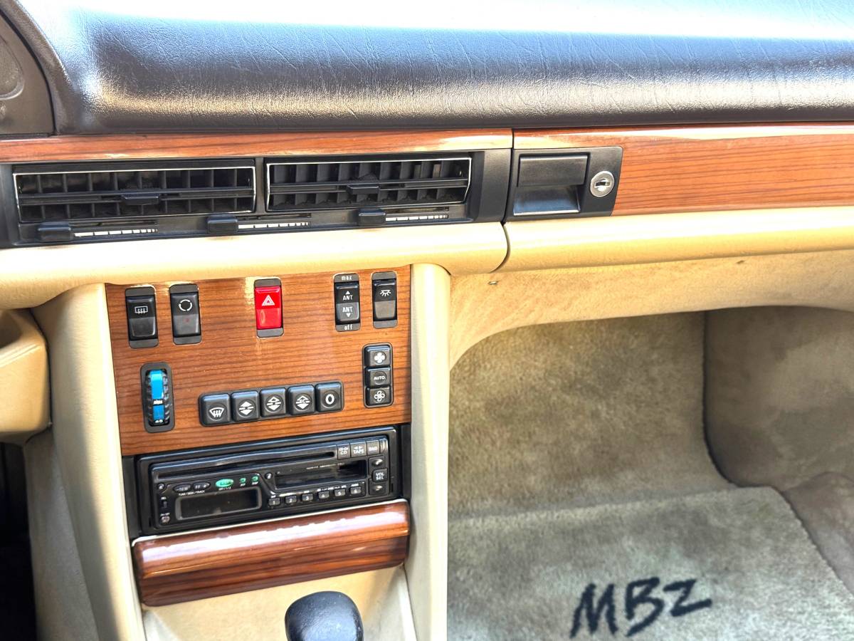 Mercedes-benz-300-sel-1990-blue-3