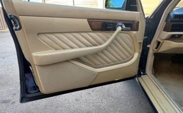 Mercedes-benz-300-sel-1990-blue-47