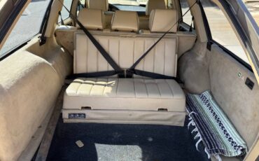 Mercedes-benz-300-te-4matic-4d-1991-13