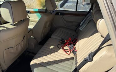 Mercedes-benz-300-te-4matic-4d-1991-9