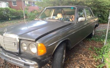 Mercedes-benz-300-turbodiesel-1985-grey-3