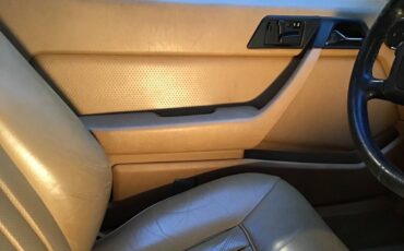 Mercedes-benz-300ce-1989-blue-15