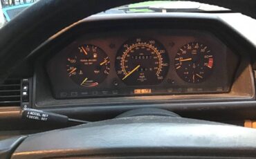 Mercedes-benz-300ce-1989-blue-16