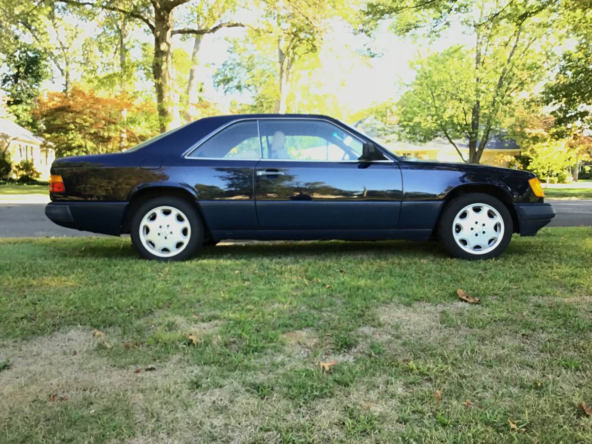 Mercedes-benz-300ce-1989-blue-5