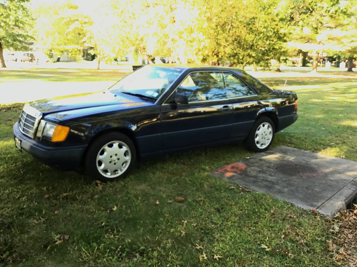 Mercedes-benz-300ce-1989-blue-6