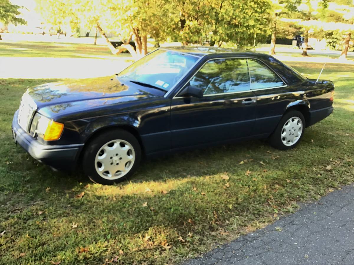 Mercedes-benz-300ce-1989-blue-7