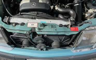 Mercedes-benz-300ce-1991-19
