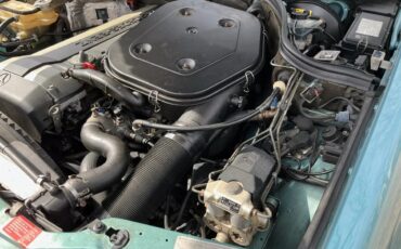 Mercedes-benz-300ce-1991-9