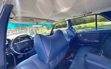 Mercedes-benz-300d-diesel-1977-silver-11