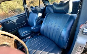 Mercedes-benz-300d-diesel-1977-silver-16