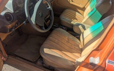 Mercedes-benz-300d-diesel-1980-orange-9