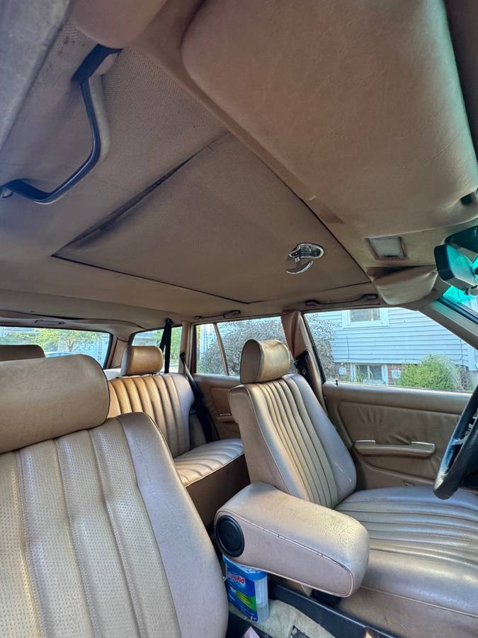 Mercedes-benz-300d-diesel-1983-grey-3