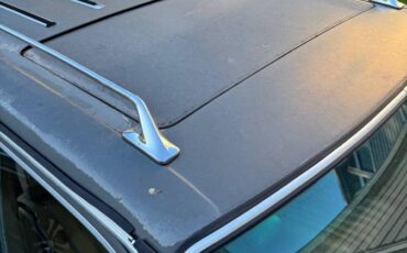 Mercedes-benz-300d-diesel-1983-grey-7