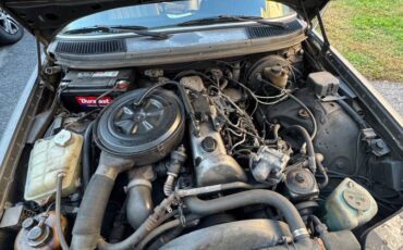Mercedes-benz-300d-diesel-1983-grey-8