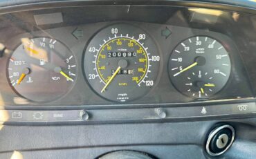 Mercedes-benz-300d-turbo-project-car-diesel-1985-white-5