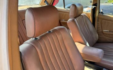 Mercedes-benz-300d-turbo-project-car-diesel-1985-white-9
