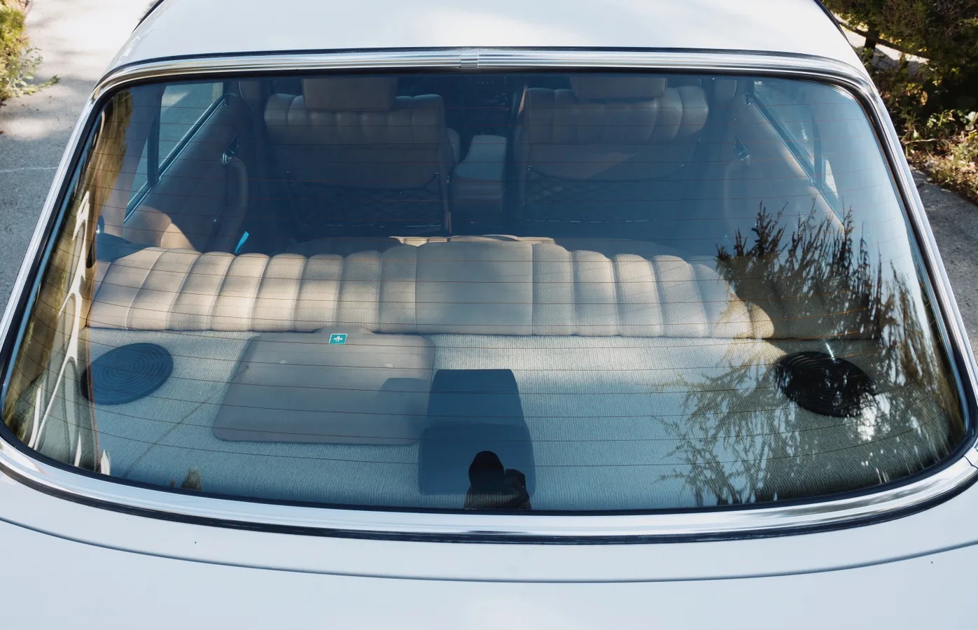 Mercedes-benz-300dt-1981-Light-Ivory-Palomino-Leather-3