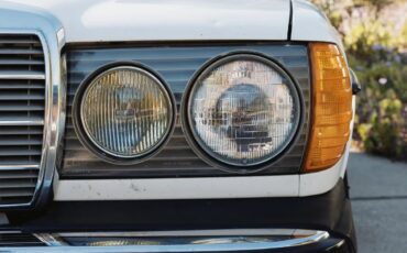 Mercedes-benz-300dt-1981-Light-Ivory-Palomino-Leather-8