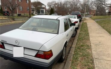 Mercedes-benz-300e-1987-white-1