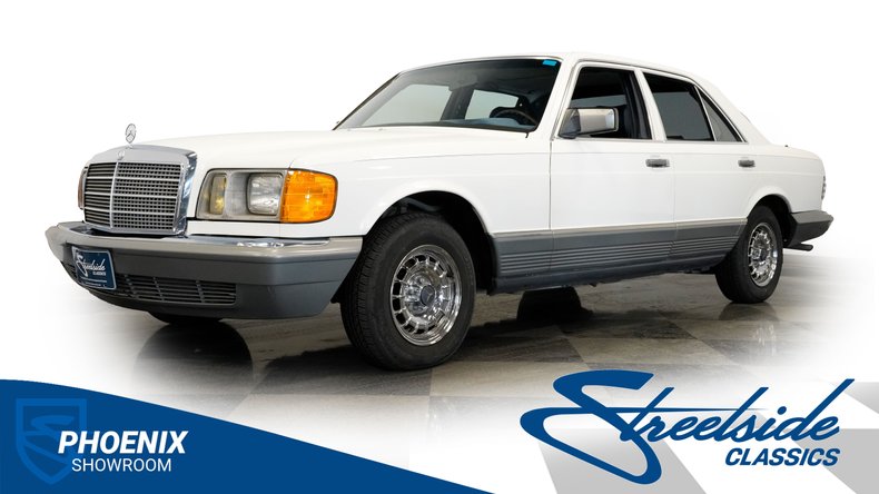 Mercedes-benz-300sd-1984-Classic-White-Blue-35