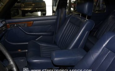 Mercedes-benz-300sd-1984-Classic-White-Blue-47