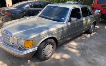 Mercedes-benz-300se-1989-brown-2