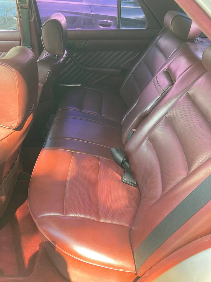 Mercedes-benz-300se-1989-brown-6