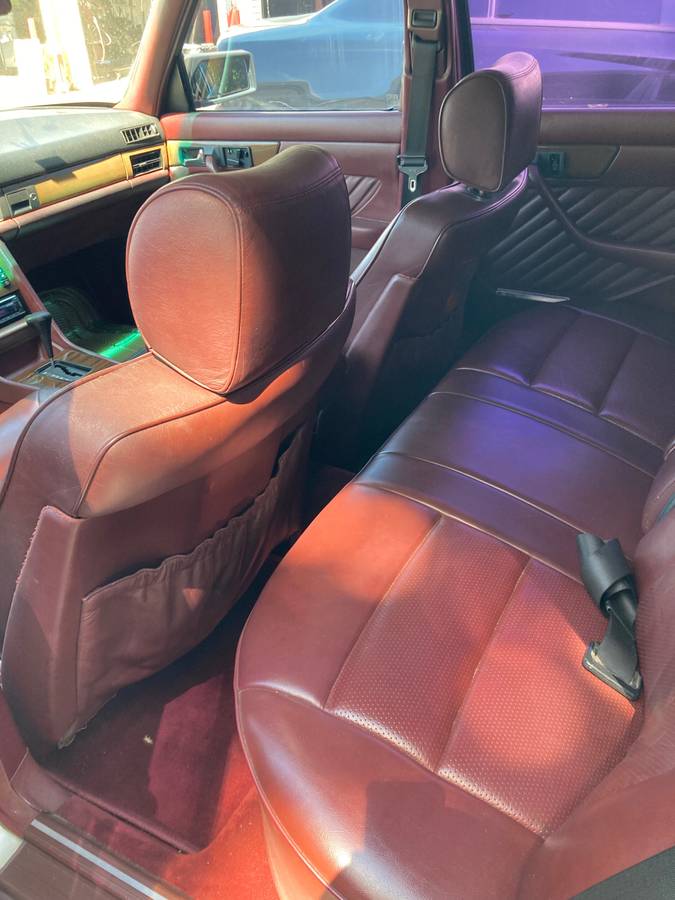 Mercedes-benz-300se-1989-brown-7