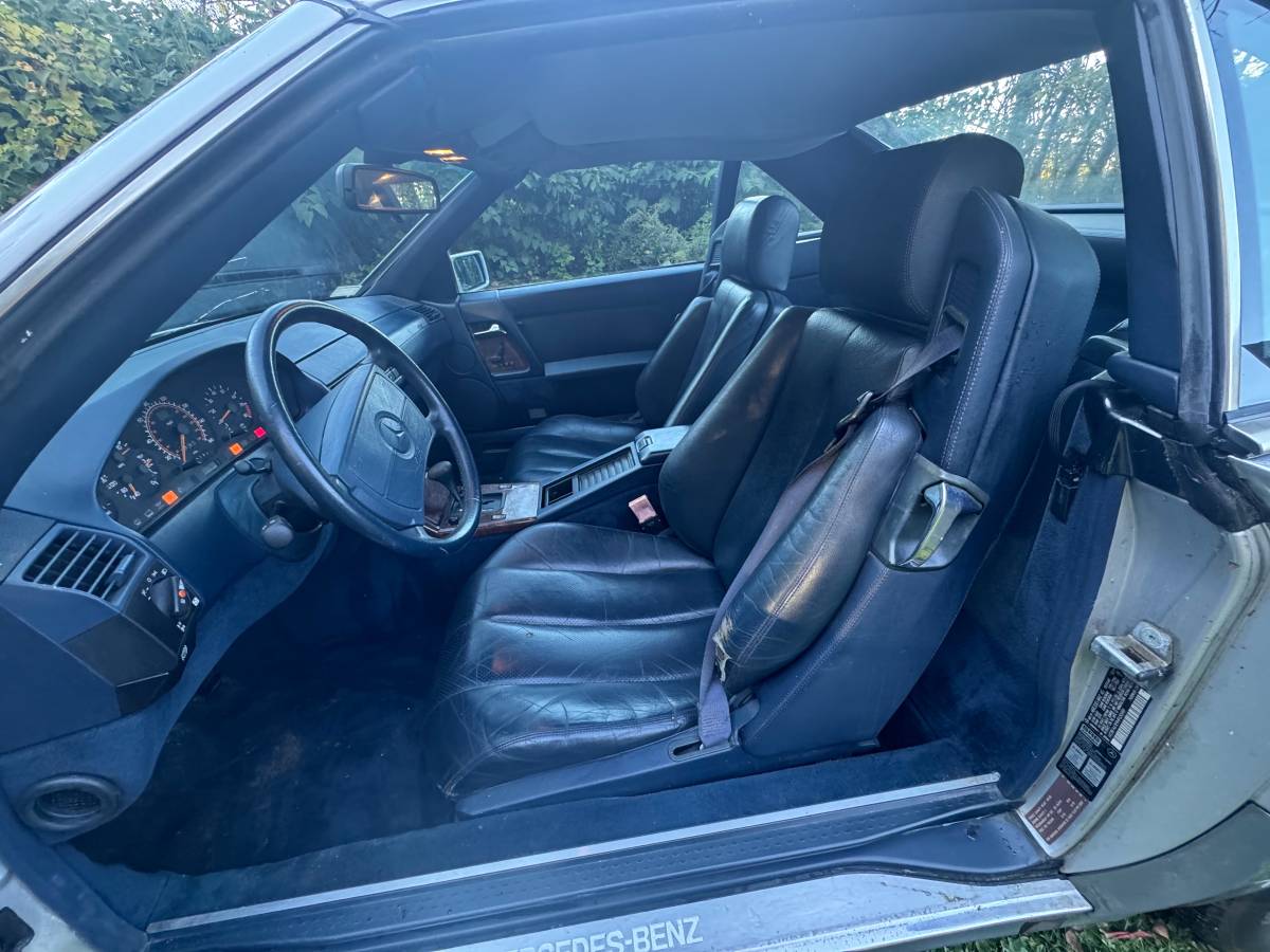 Mercedes-benz-300sl-1991-silver-17