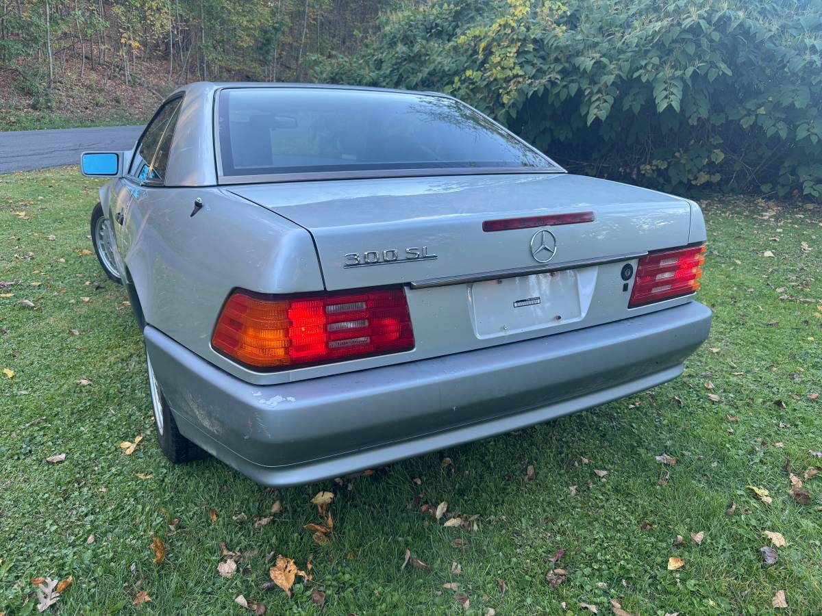 Mercedes-benz-300sl-1991-silver-9