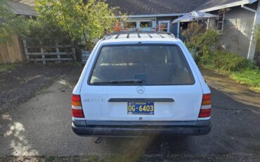 Mercedes-benz-300td-diesel-1987-white-10