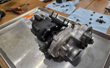 Mercedes-benz-300td-diesel-1987-white-5
