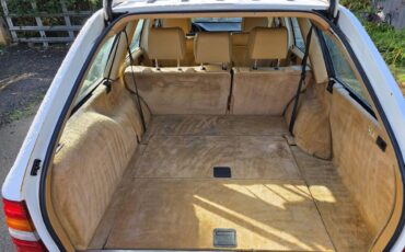 Mercedes-benz-300td-diesel-1987-white-7