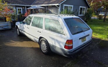 Mercedes-benz-300td-diesel-1987-white-9