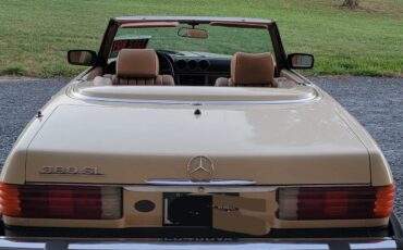 Mercedes-benz-380-1982-2
